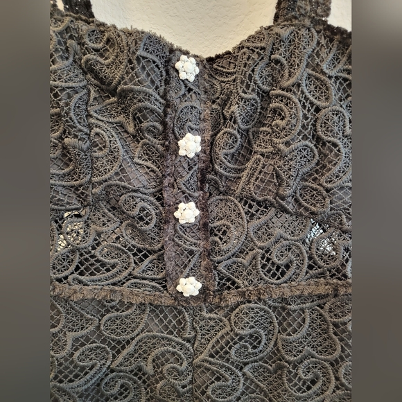 ALEXIS LACE JUMPSUIT. SIZE L - Picture 3 of 7